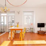 ALTIDO Chic 2BR Apt in Bairro Alto, 2mins to São Pedro de Alcântara viewpoint